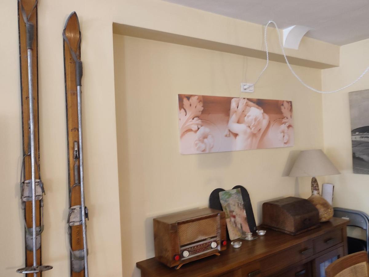 La Launa Apartamento Rural Тревелес Екстер'єр фото