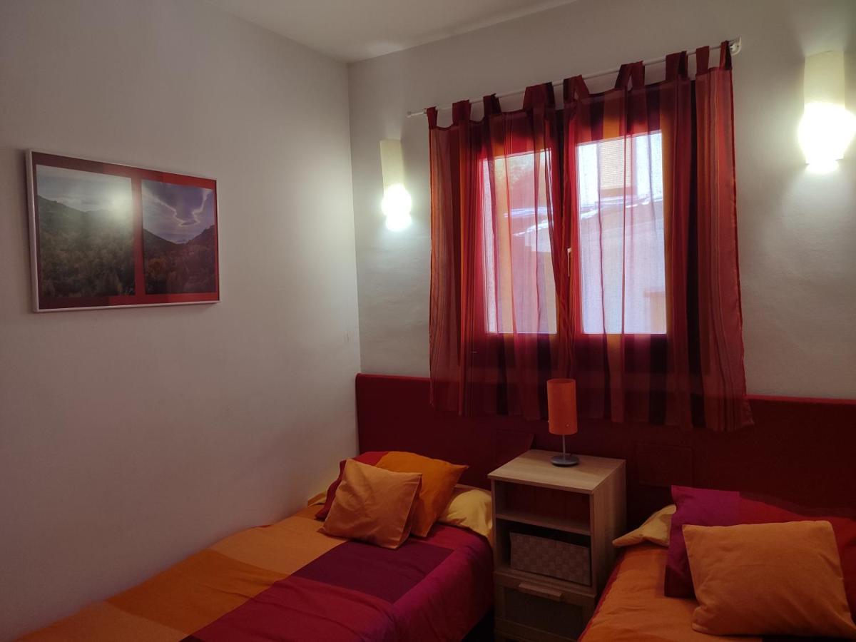 La Launa Apartamento Rural Тревелес Екстер'єр фото