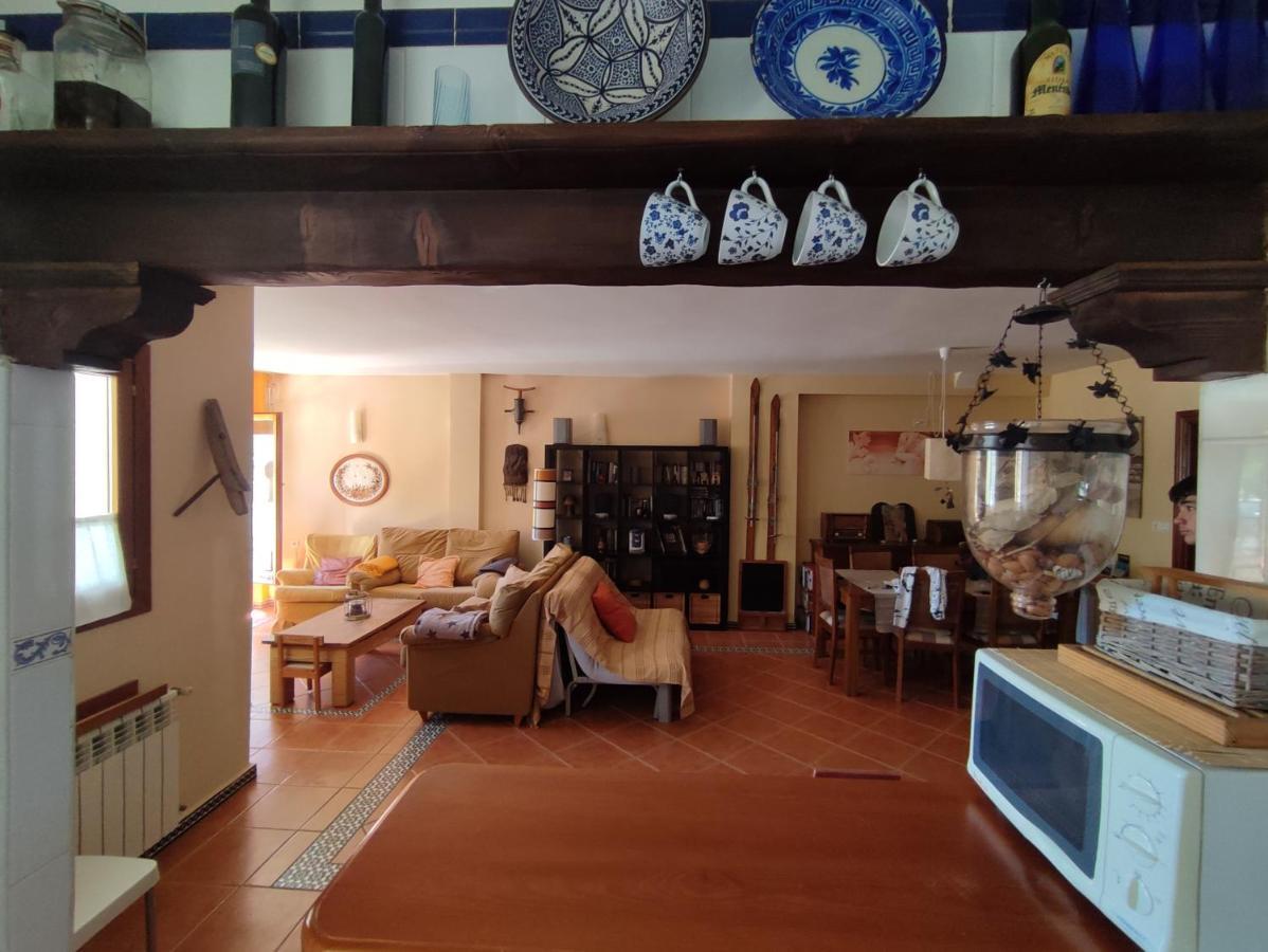 La Launa Apartamento Rural Тревелес Екстер'єр фото